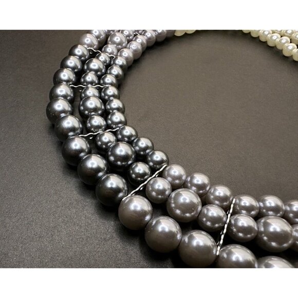 Gorgeous Ombre Necklace Tone of Gray  Whites Faux Pearl Three Strands - Picture 6 of 7